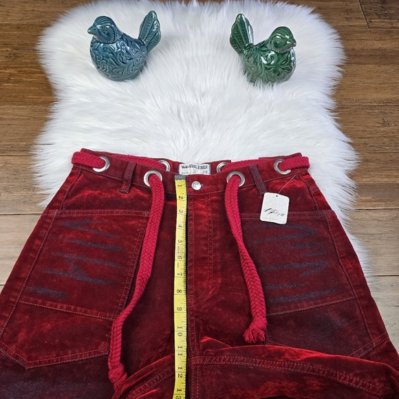 We The Free RARE Red Rio Flocked Moxie Barrel Jeans 28 - Picture 11 of 14